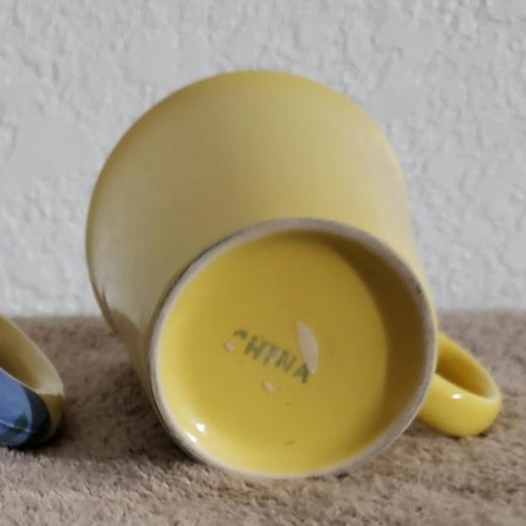 Country Yellow Mugs - Picture 8 of 8